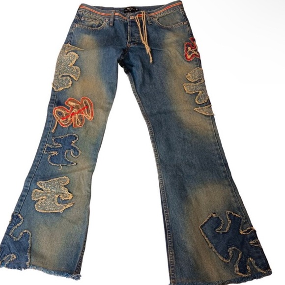 Denim - VINTAGE 90s Y2K Jeans 31x31 Artsy
Patched Applique Size 29 Fade Distressed
Denim